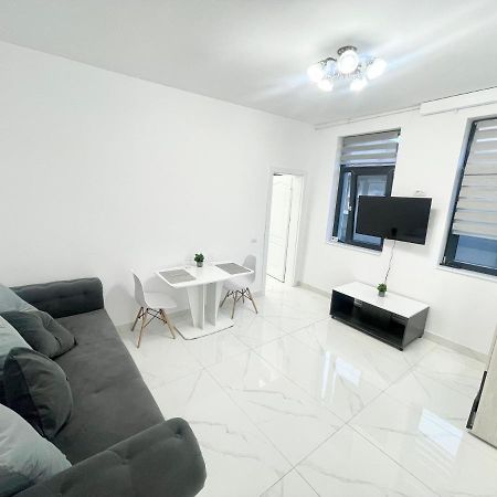 Bliss 2 Apartment Bucharest Exterior photo